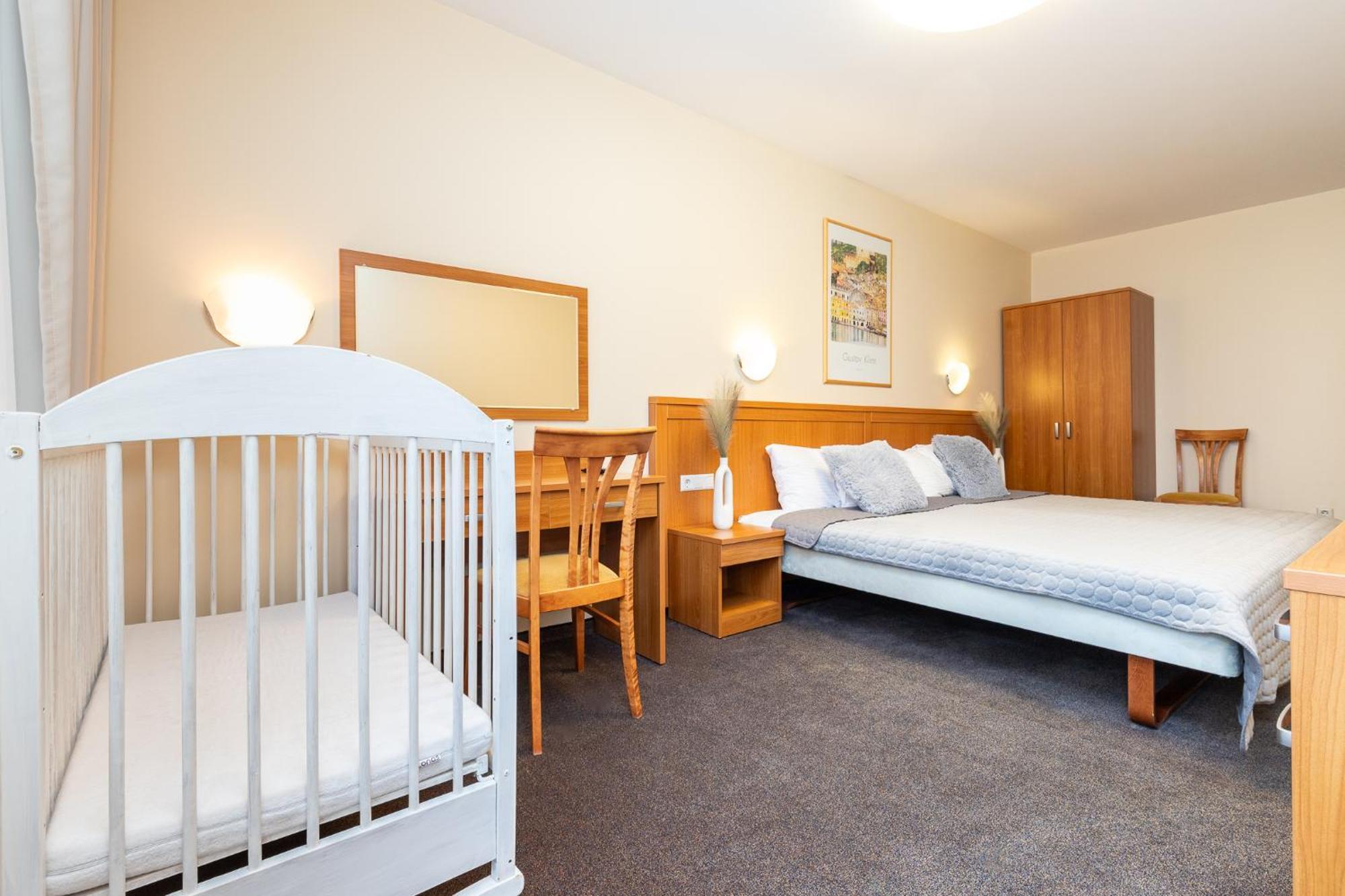 Alkos Namu Apartamentai Palanga Ngoại thất bức ảnh