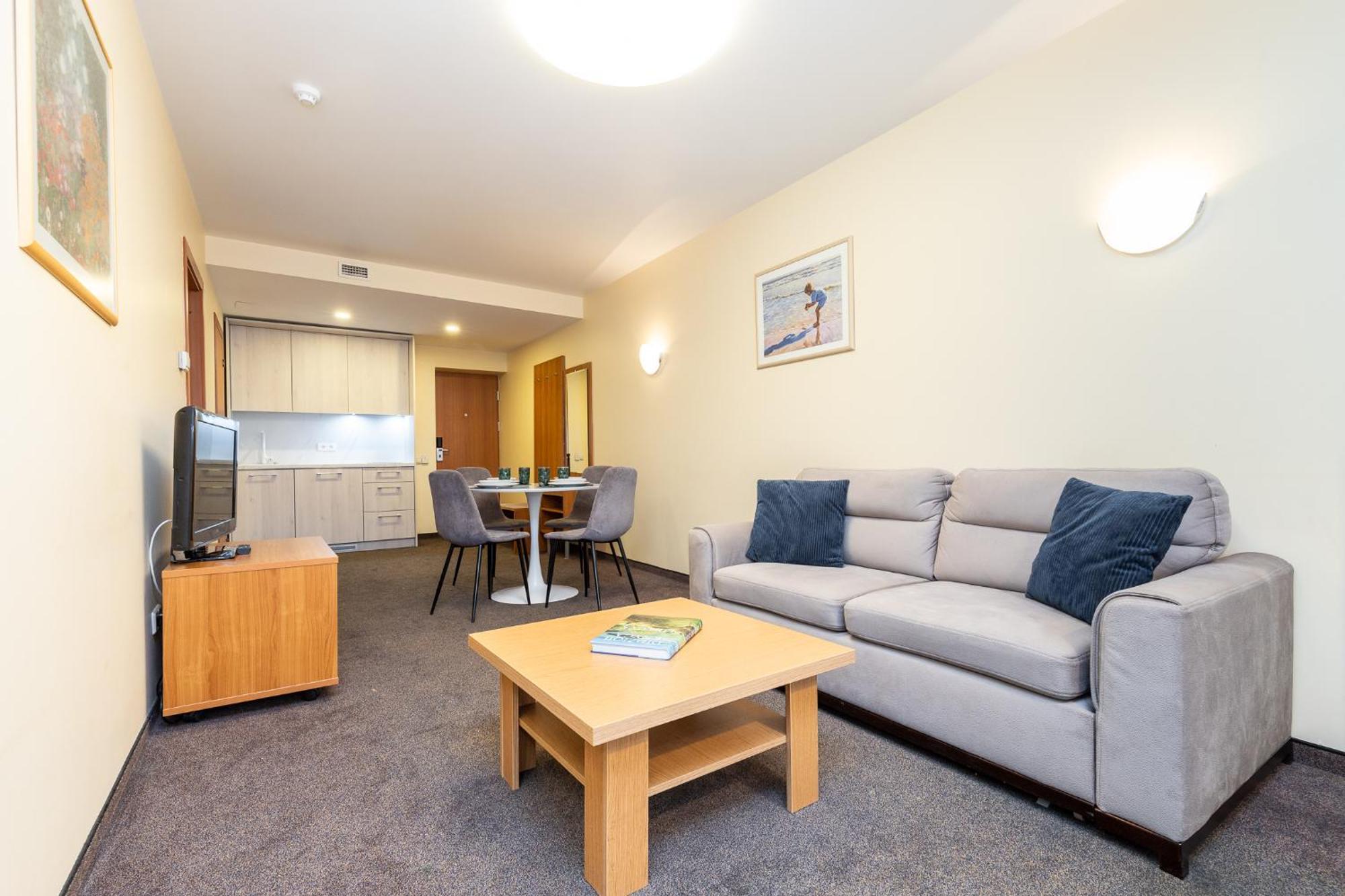 Alkos Namu Apartamentai Palanga Ngoại thất bức ảnh