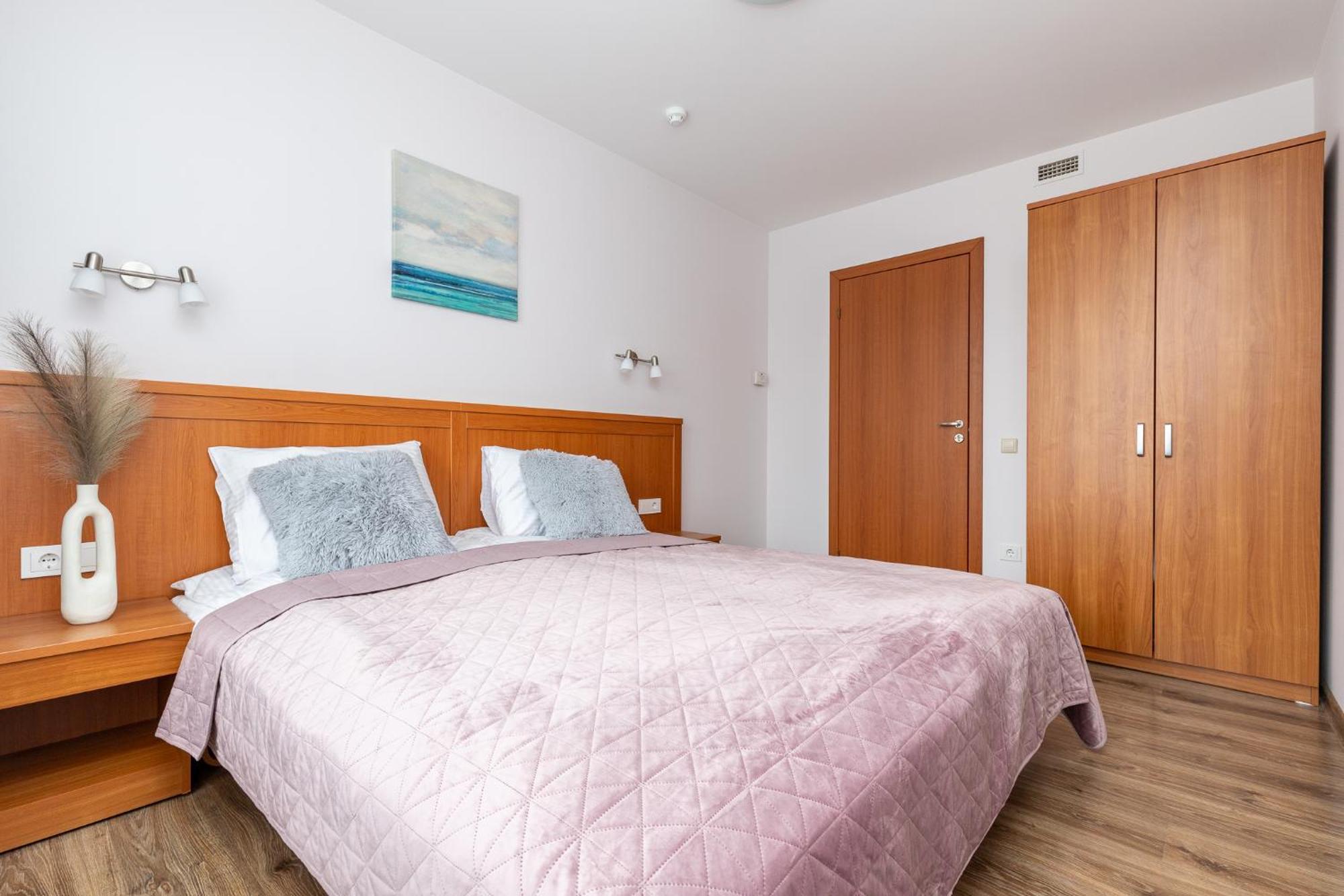 Alkos Namu Apartamentai Palanga Ngoại thất bức ảnh